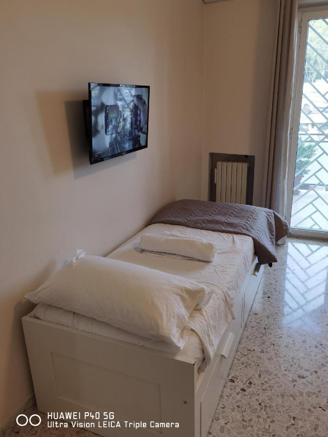B&B Parco 2 Giugno Bari Exterior photo